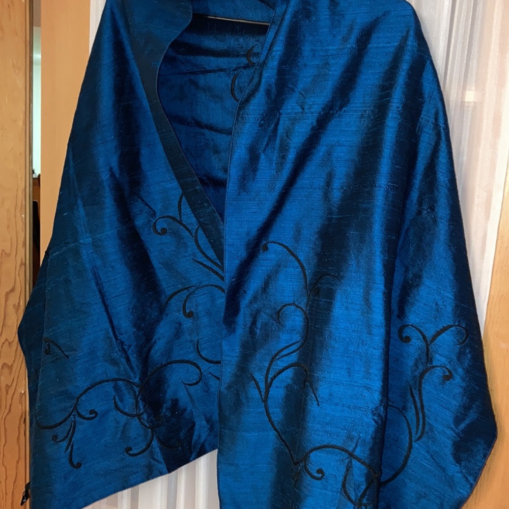 Shantung Silk Wrap
